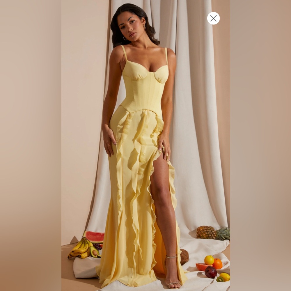 Oh Polly Perrine Dress in Yellow